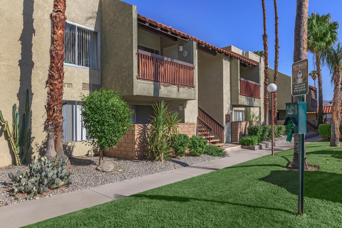 Primary Photo - Sage Courtyard