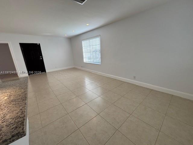 Foto del edificio - 3400 S Le Jeune Rd