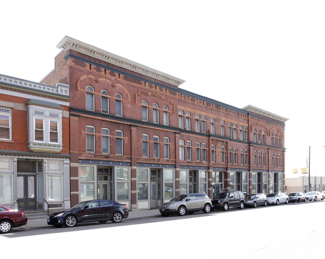 Primary Photo - Tallmadge Apartments