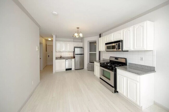 Foto del edificio - 552 Broome Street