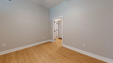 Interior Photo - Towson Promenade