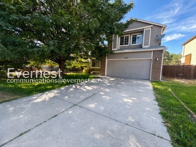 Building Photo - 4203 Goldenrod Dr