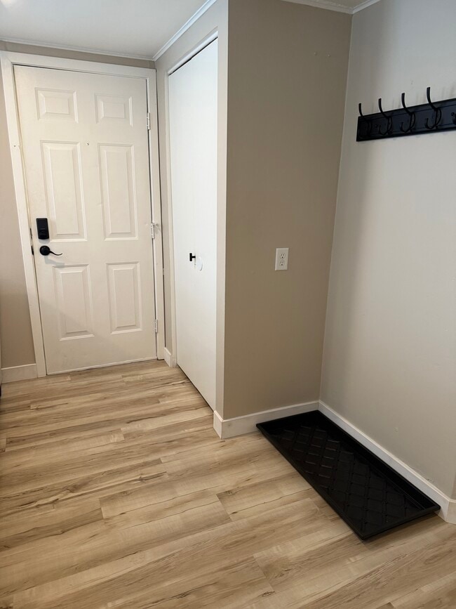 Building Photo - 112 Belle Aire Ave