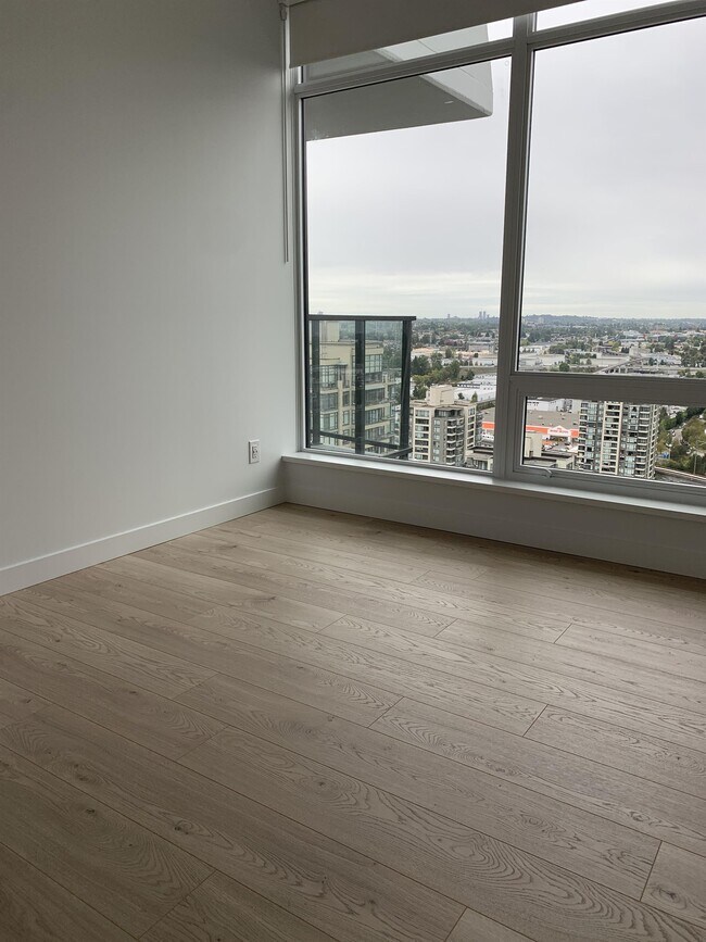 Photo du bâtiment - 2181 Madison Ave