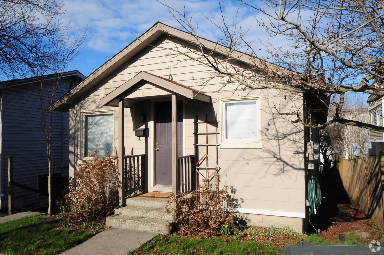 625 Bell St, Edmonds, WA 98020 Apartments in Edmonds, WA