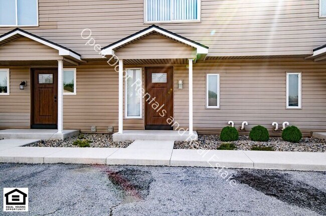 Foto del edificio - 15012 Tally Ho Dr