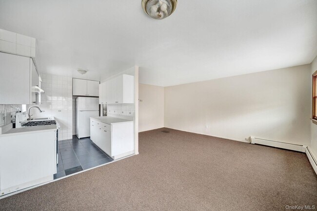 Foto del edificio - 80-24 138th St