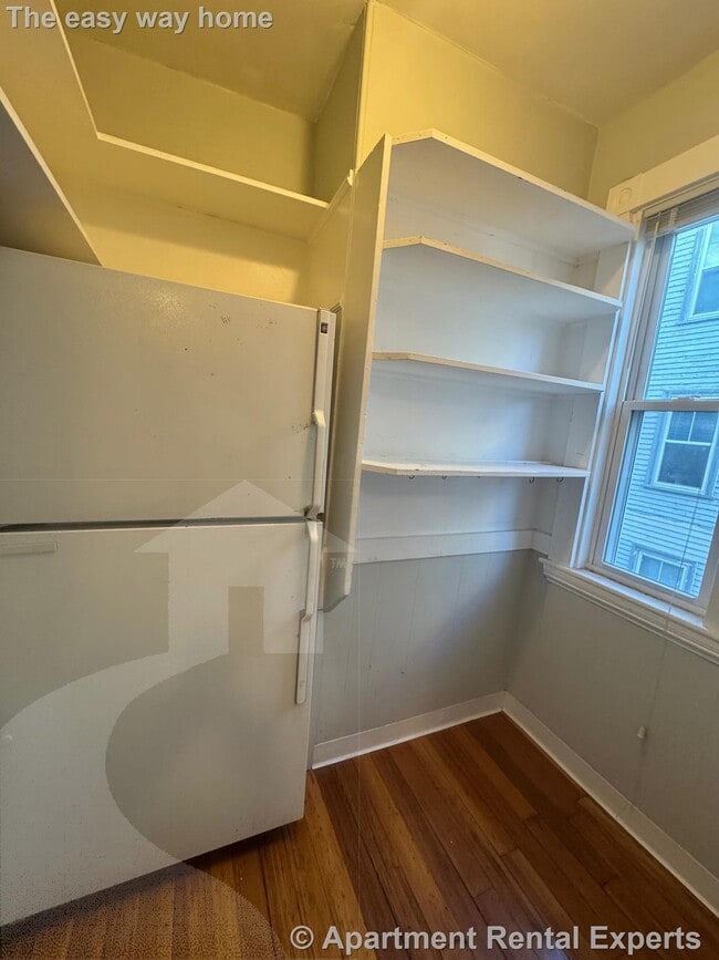 Building Photo - 106 Highland Ave