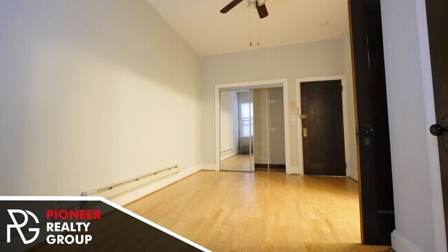 Foto del edificio - 4631 N Paulina St