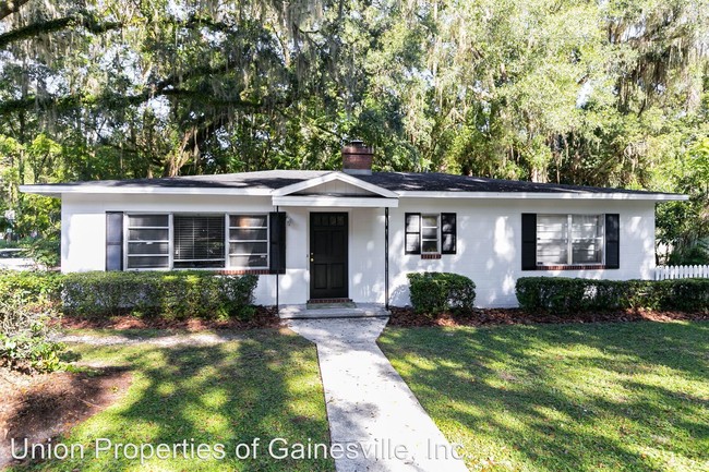 Building Photo - 4 br, 2 bath House - 2718 W University Avenue