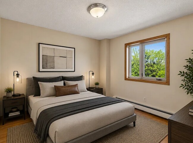Foto del edificio - Awesome 2-Bed Condo Retreat in the Heart of Minneapolis  with Skyline views of Downtown