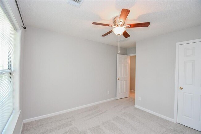 Foto del edificio - 11765 Carriage Park Ln