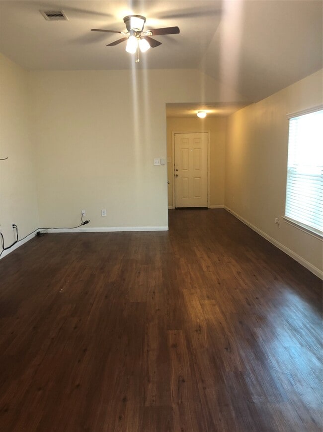 Building Photo - 15535 Kiplands Bend Dr