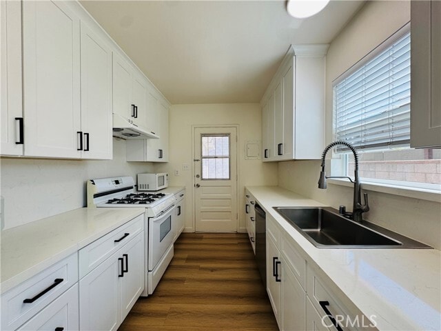 Foto del edificio - 1804 Lancewood Ave