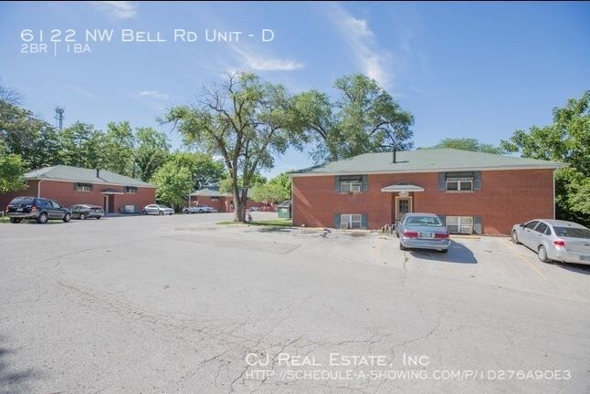 Foto principal - 6122 NW Bell Rd