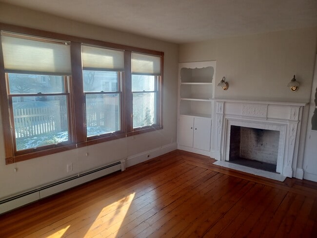bright and airy living room - 60 Thorndike St