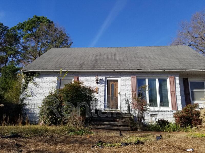 Primary Photo - 43 Carlisle Dr