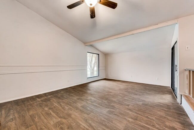 Building Photo - 3441 Flagstone Dr