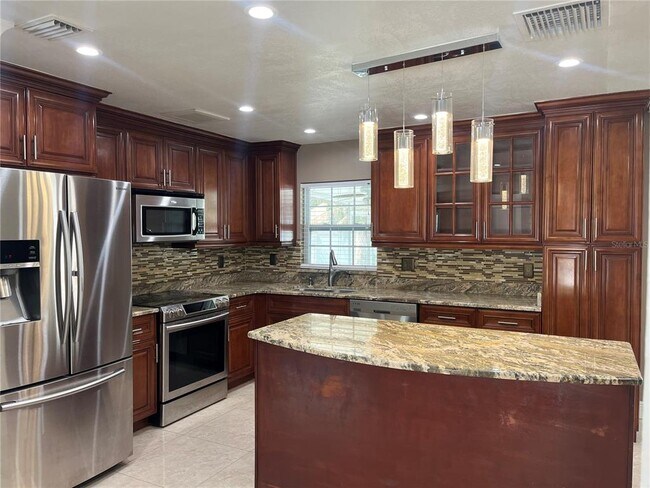 Foto del edificio - 5067 Stone Harbour Rd