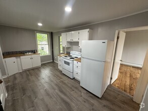 Building Photo - 224 Millville Ave