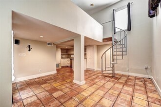 Building Photo - 1529 Marshall St