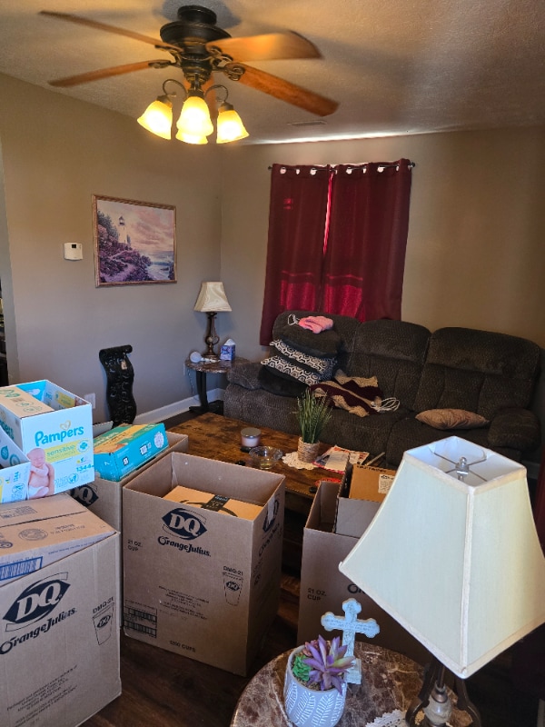 Building Photo - 1923 Shelby St