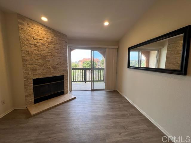 Building Photo - 7150 Shoreline Dr
