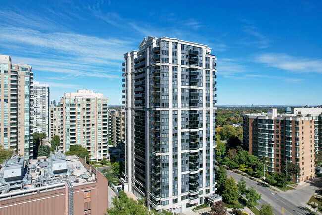 Building Photo - Chicago Residences