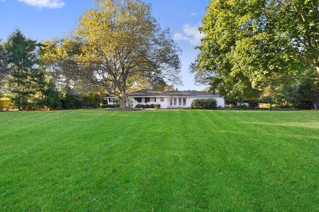 Foto del edificio - 33 Apaquogue Rd