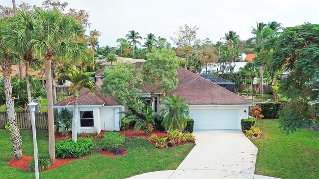Photo - Spacious 4BR Pool Home on Quiet Cul-de-Sac in Wellington