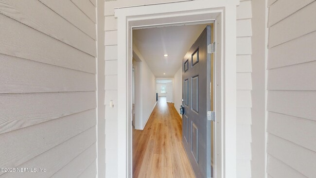 Building Photo - 11172 Stapleton Dr