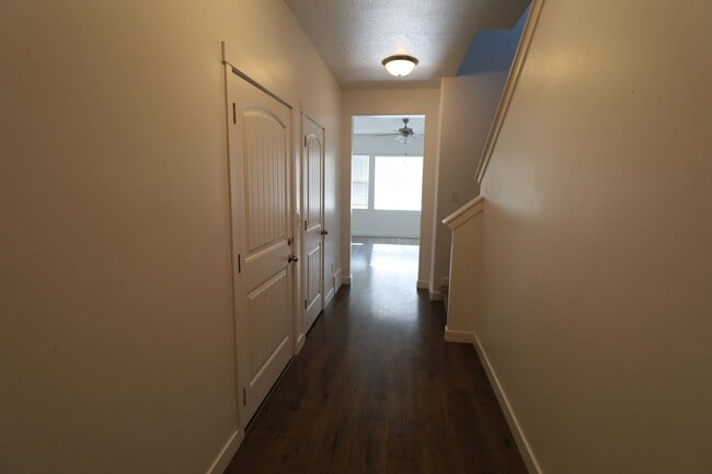 Building Photo - Beautiful Legacy Farms Home