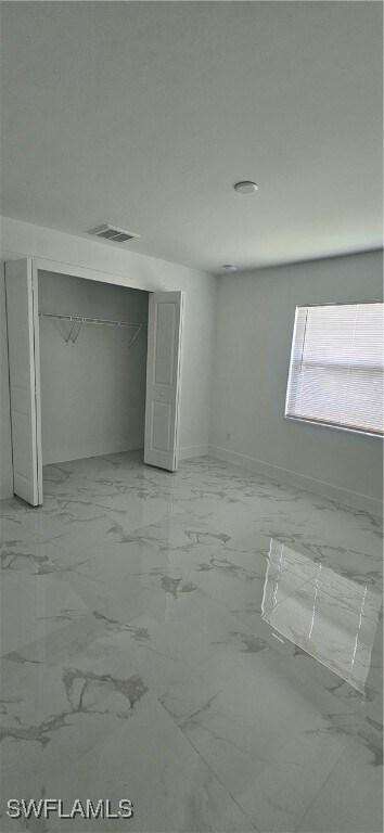 Foto del edificio - 4925 Leonard Blvd S