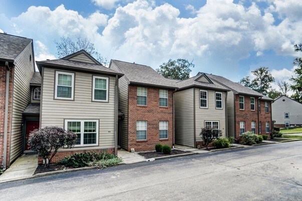 Primary Photo - 10555 Montgomery Rd