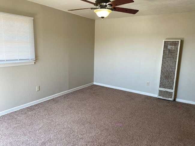 Foto del edificio - Cute & Cozy Two Bedroom Close to Clapp Park!