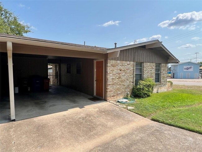 Foto del edificio - 3114 Hunt Trail