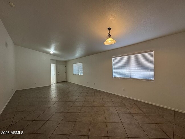 Building Photo - 1053 Monte Vista Ave