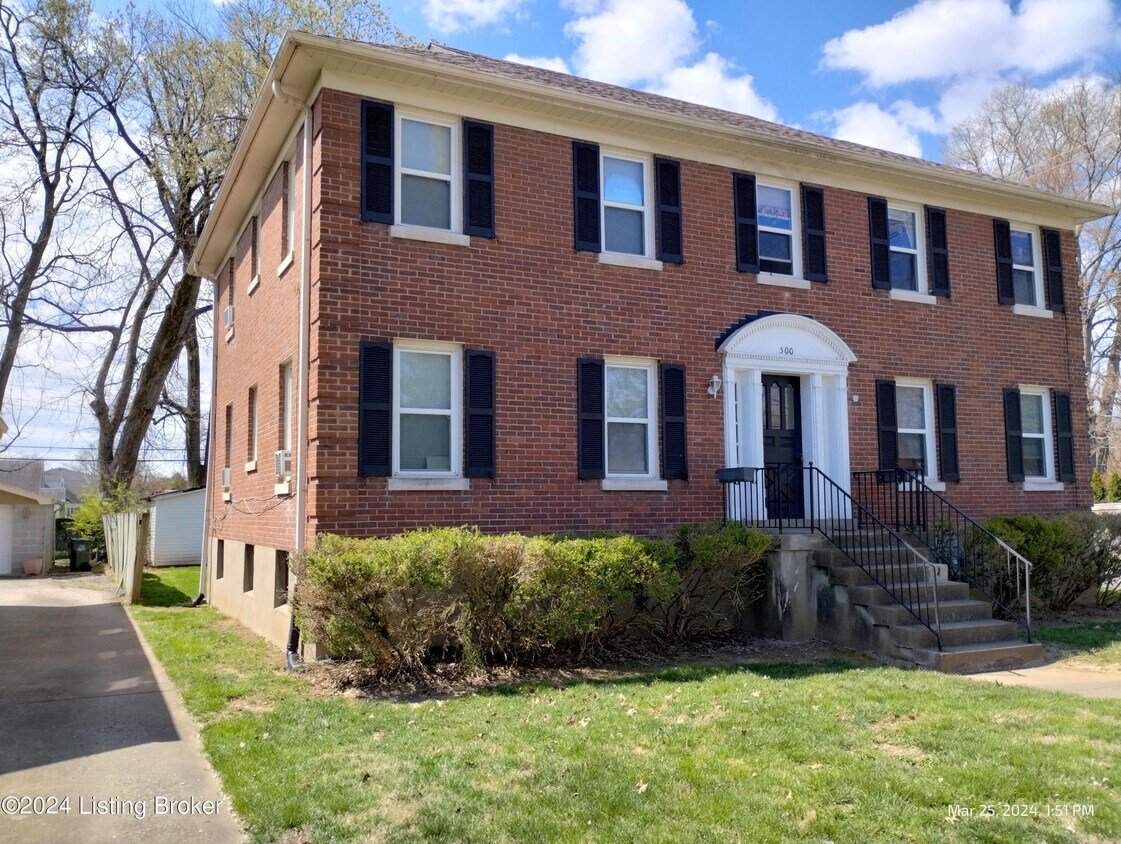Primary Photo - 500 Bauer Ave