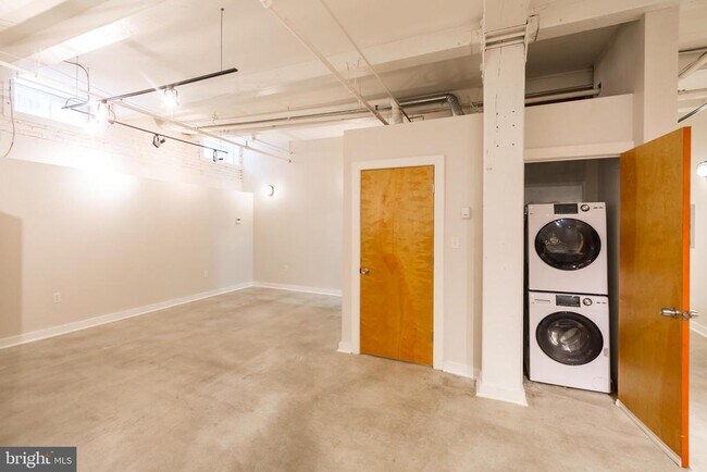 Foto del edificio - 314 Brown St