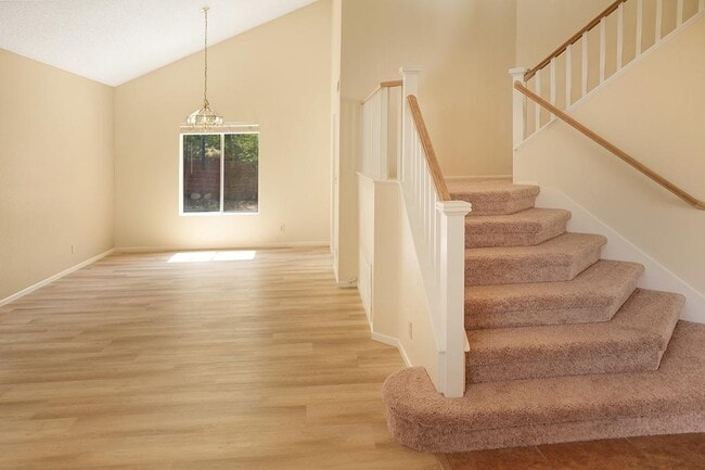 Building Photo - 1512 Siberian Ct