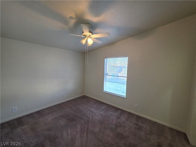 Foto del edificio - 3560 Estes Park Dr