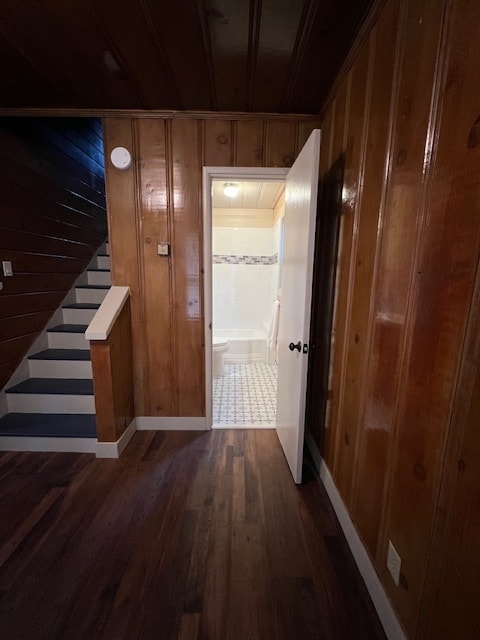 Building Photo - 2526 Alma Ave