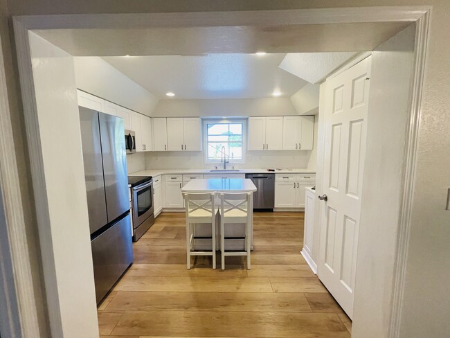 Foto del edificio - 179 Bamboo Ave SE