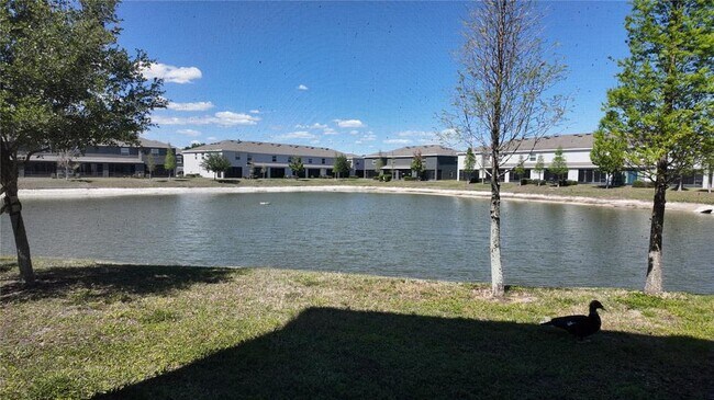 Foto del edificio - 8648 Falling Blue Pl