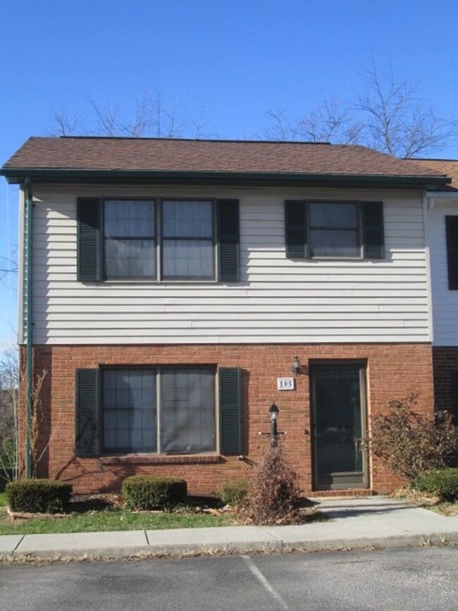Building Photo - 105 Franklin Parke Ct SW