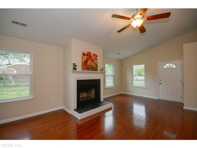 Photo - 5212 Kennebeck Ave House
