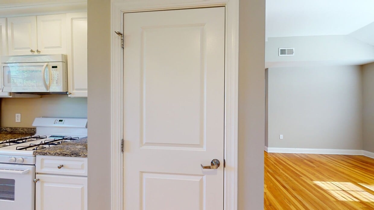 Photo - Rodgers Forge Apartments