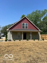 Building Photo - 282 N East St