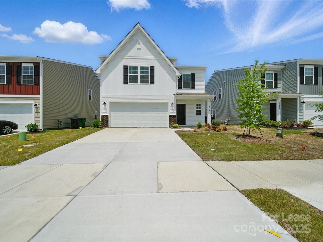 Primary Photo - 13300 Hampton Bay Ln