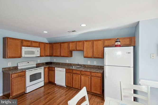 Primary Photo - 1706 Furnace Dr